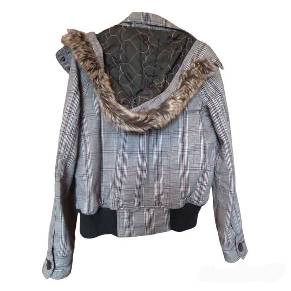 Roxy jacket with hood - Picture 2 of 3